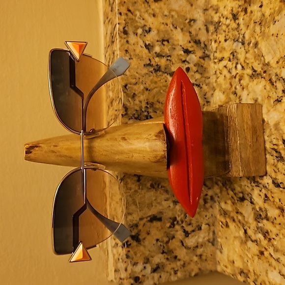 Sunglasses / Eyeglasses Display NIB - Picture 4 of 5